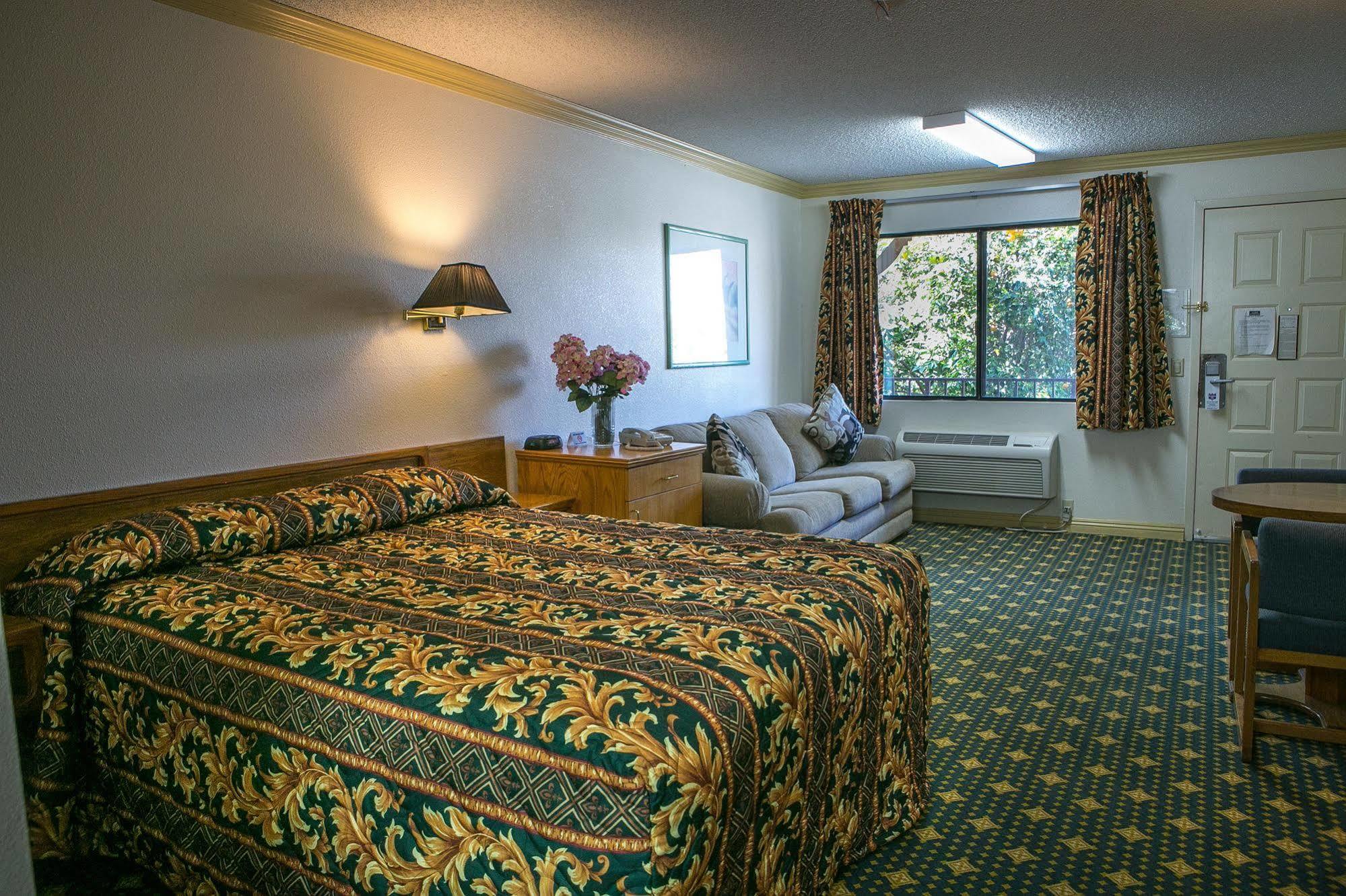 Regency Inn 노르코 외부 사진