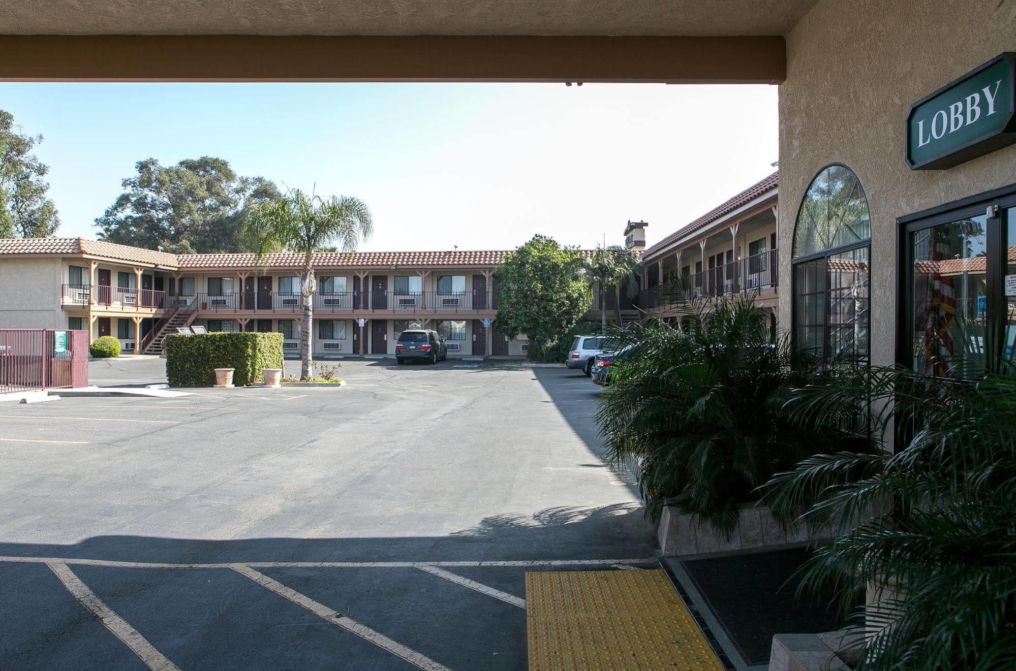 Regency Inn 노르코 외부 사진